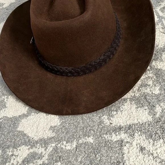 Stetson - Picture 12 of 15